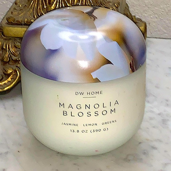 DW HOME CANDLE MAGNOLIA BLOSSOM 1 WICK NEW 13.8 oz - Picture 3 of 4